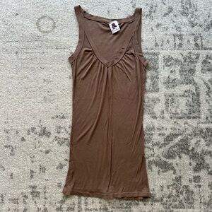 Light brown tank